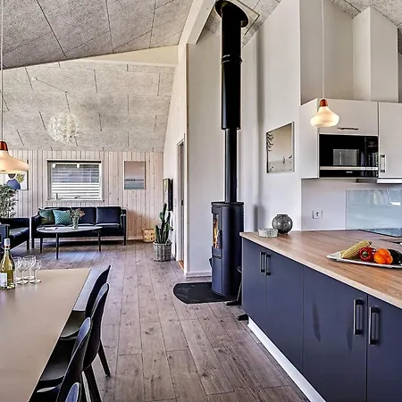 12 Person In Hasselberg Nyaraló